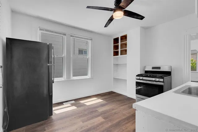 $2,150 | 84 Dewey Street, Bridgeport, CT 06605