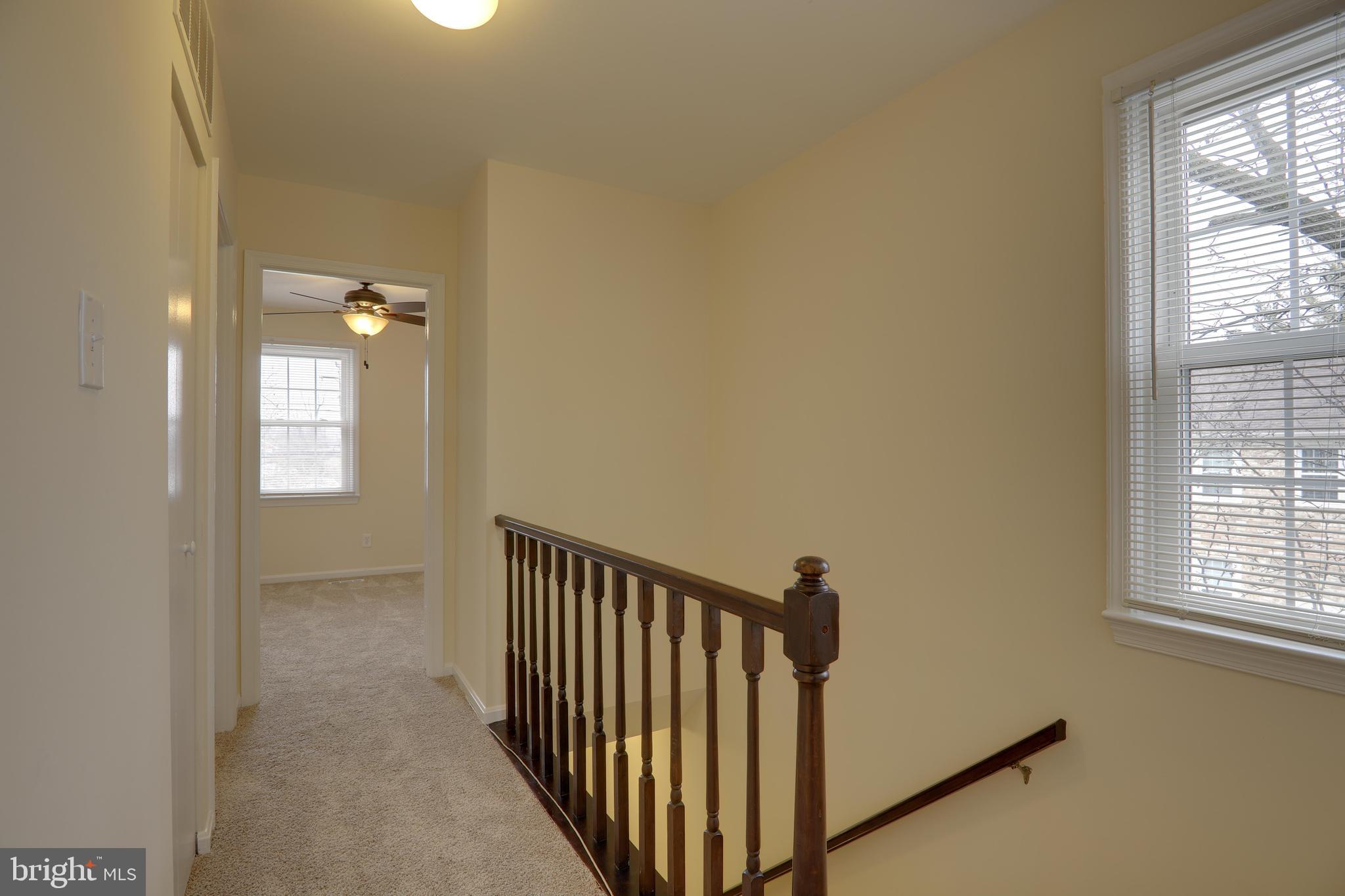 10600 Georgia Avenue Silver Spring, MD 20902 - Photo 20 of 44 Upper level hallway