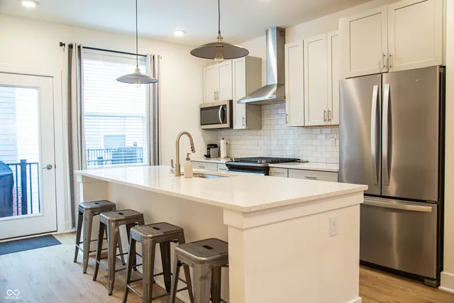 $2,350 | 743 Bates Street, Indianapolis, IN 46202