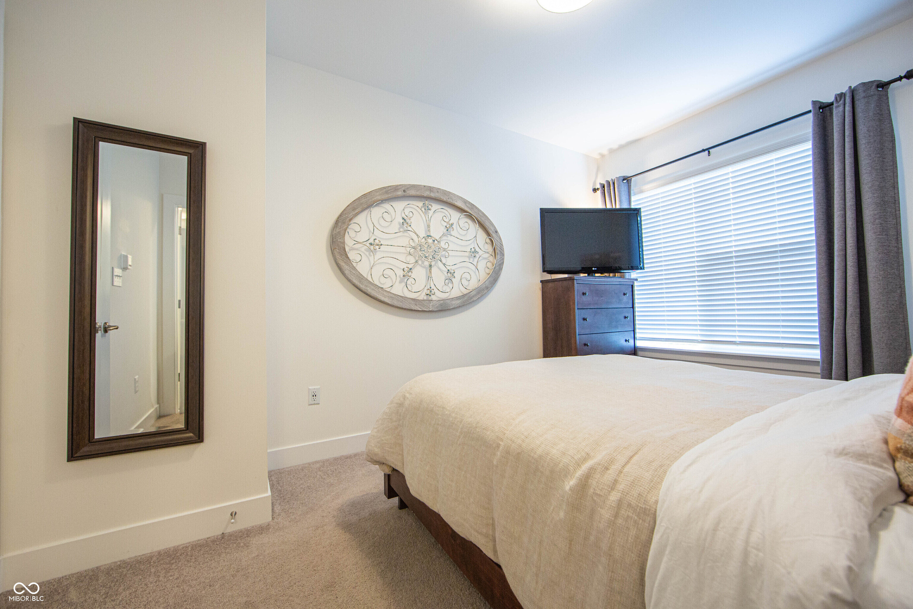 743 Bates Street Indianapolis, IN 46202 - Photo 23 of 34