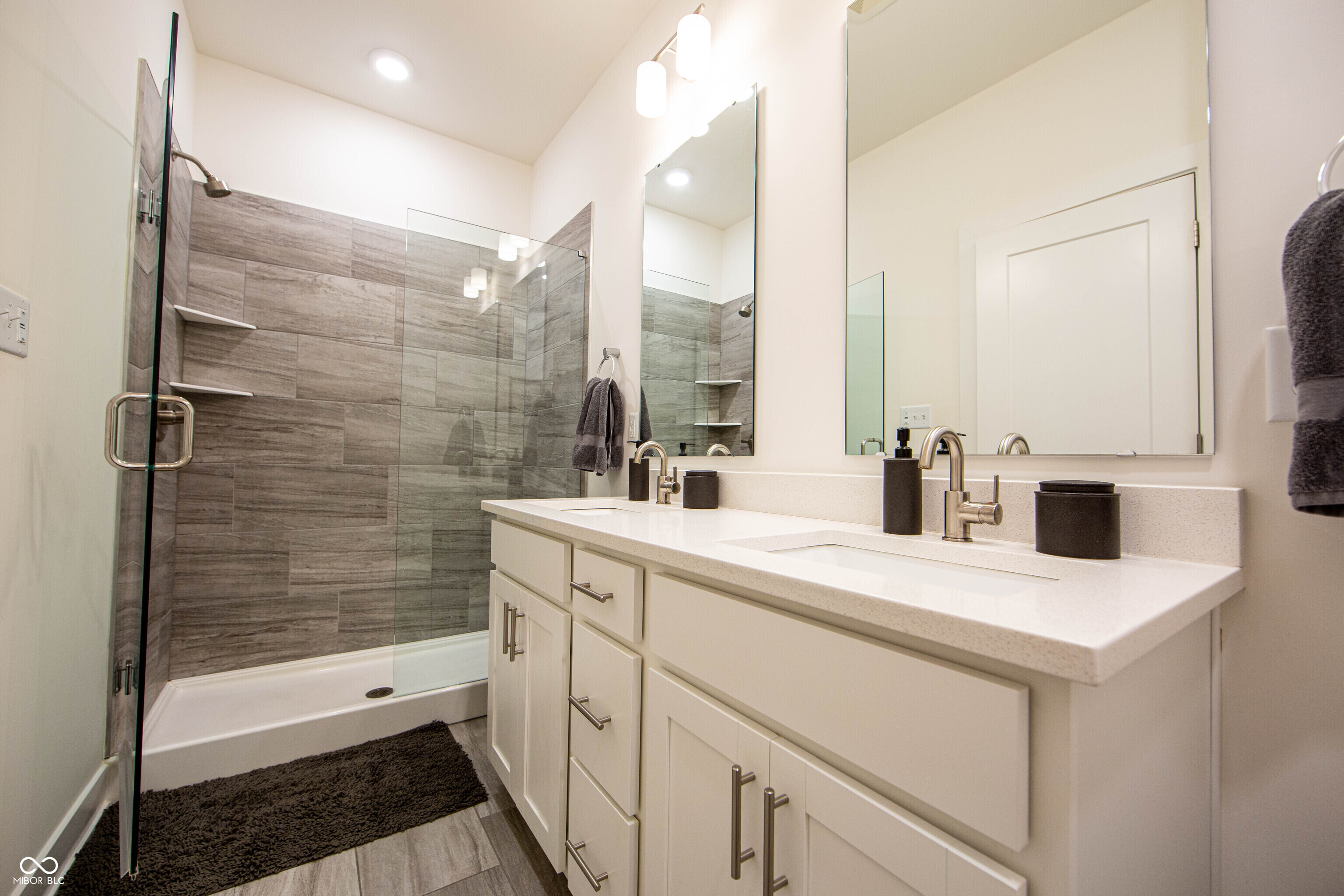 743 Bates Street Indianapolis, IN 46202 - Photo 26 of 34