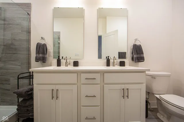 $2,350 | 743 Bates Street, Indianapolis, IN 46202