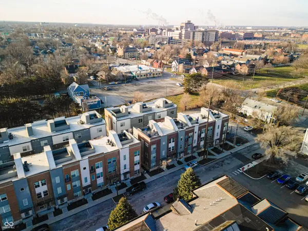 $2,250 | 743 Bates Street, Indianapolis, IN 46202