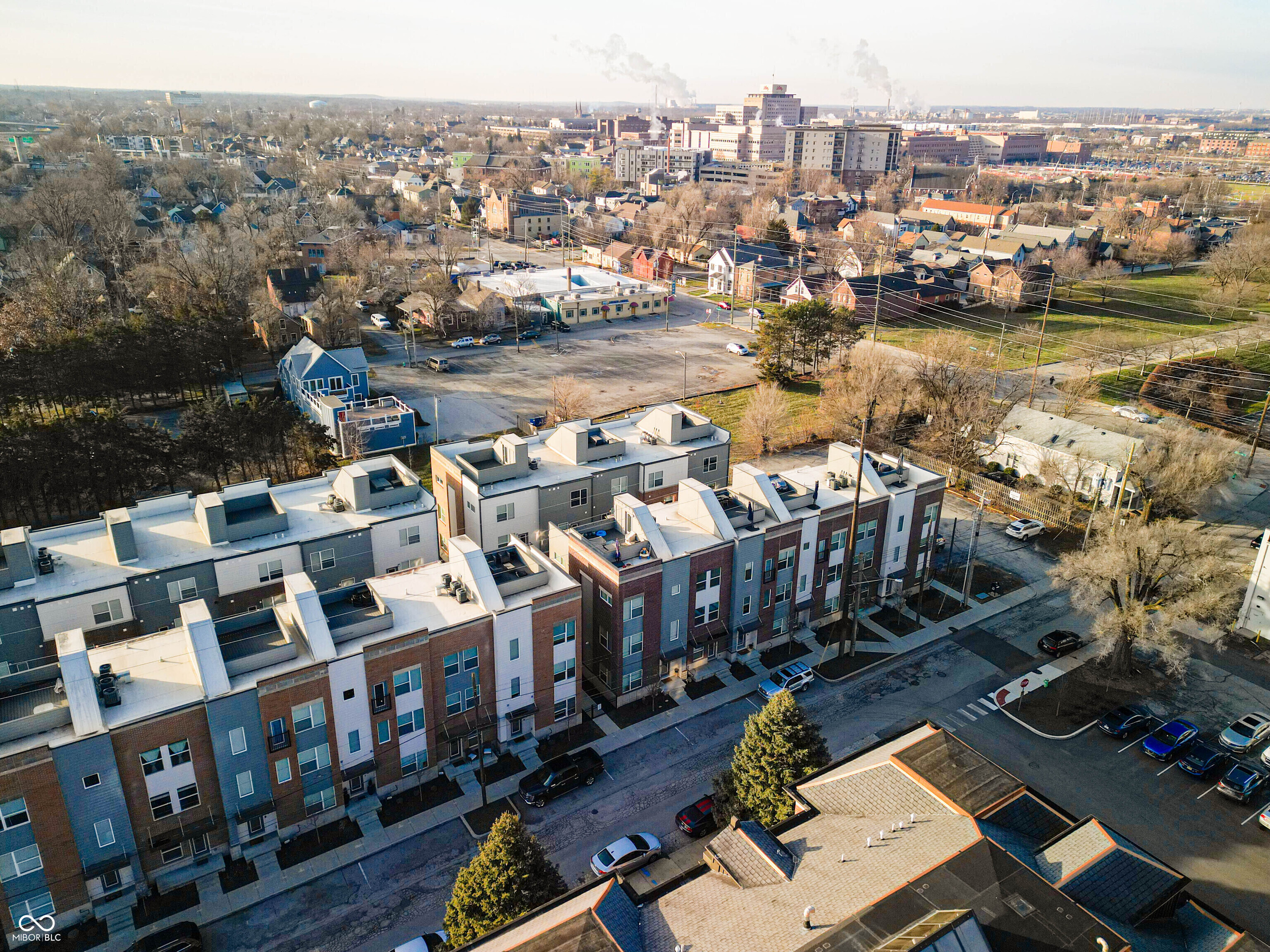 743 Bates Street Indianapolis, IN 46202 - Photo 6 of 34