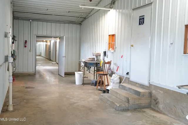 $788,000 | 320 Billy Davis Road, Silver Creek, MS 39663