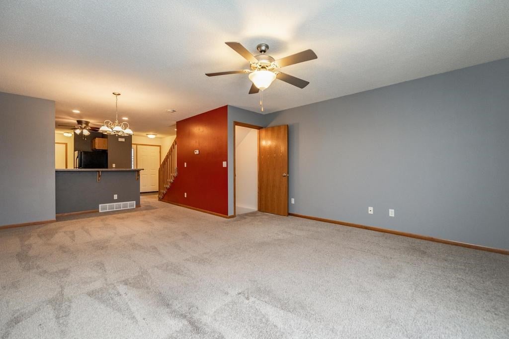3737 Stoney Point Road Southwest Cedar Rapids, IA 52404 - Photo 6 of 31 Gallery Image 6