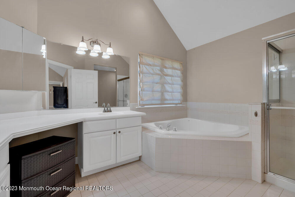 30 Erin Drive Jackson, NJ 08527 - Photo 51 of 105 048_dsc08301