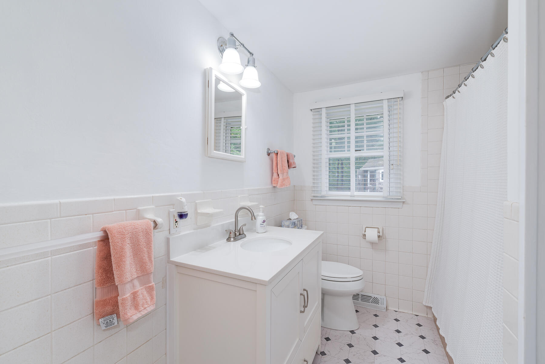 28 Boulder Brook Road East Sandwich, MA 02537 - Photo 19 of 51 26 Boulder Brook-60