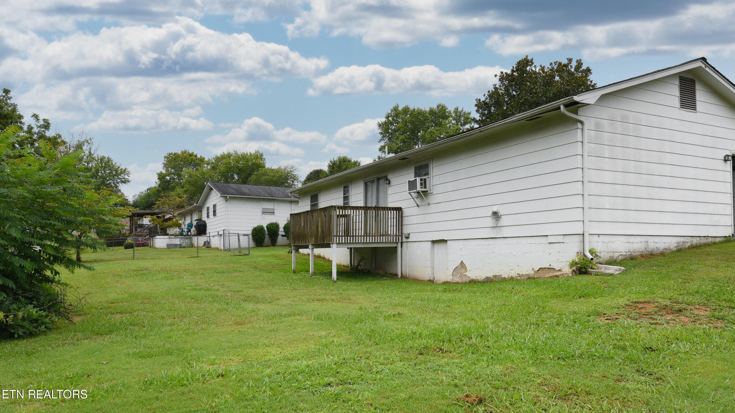 116 Blue Ridge Lane Seymour, TN 37865 - Photo 3 of 18 SL8_8006