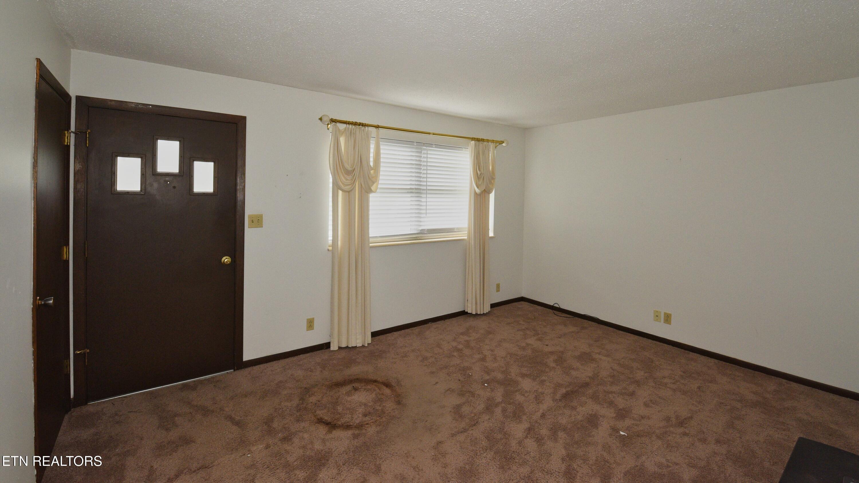 116 Blue Ridge Lane Seymour, TN 37865 - Photo 4 of 18 SL8_7992