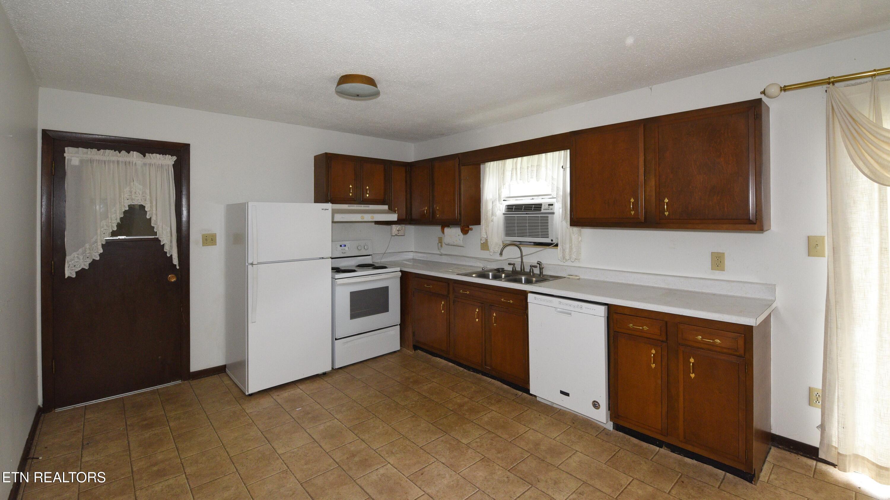 116 Blue Ridge Lane Seymour, TN 37865 - Photo 7 of 18 SL8_7993