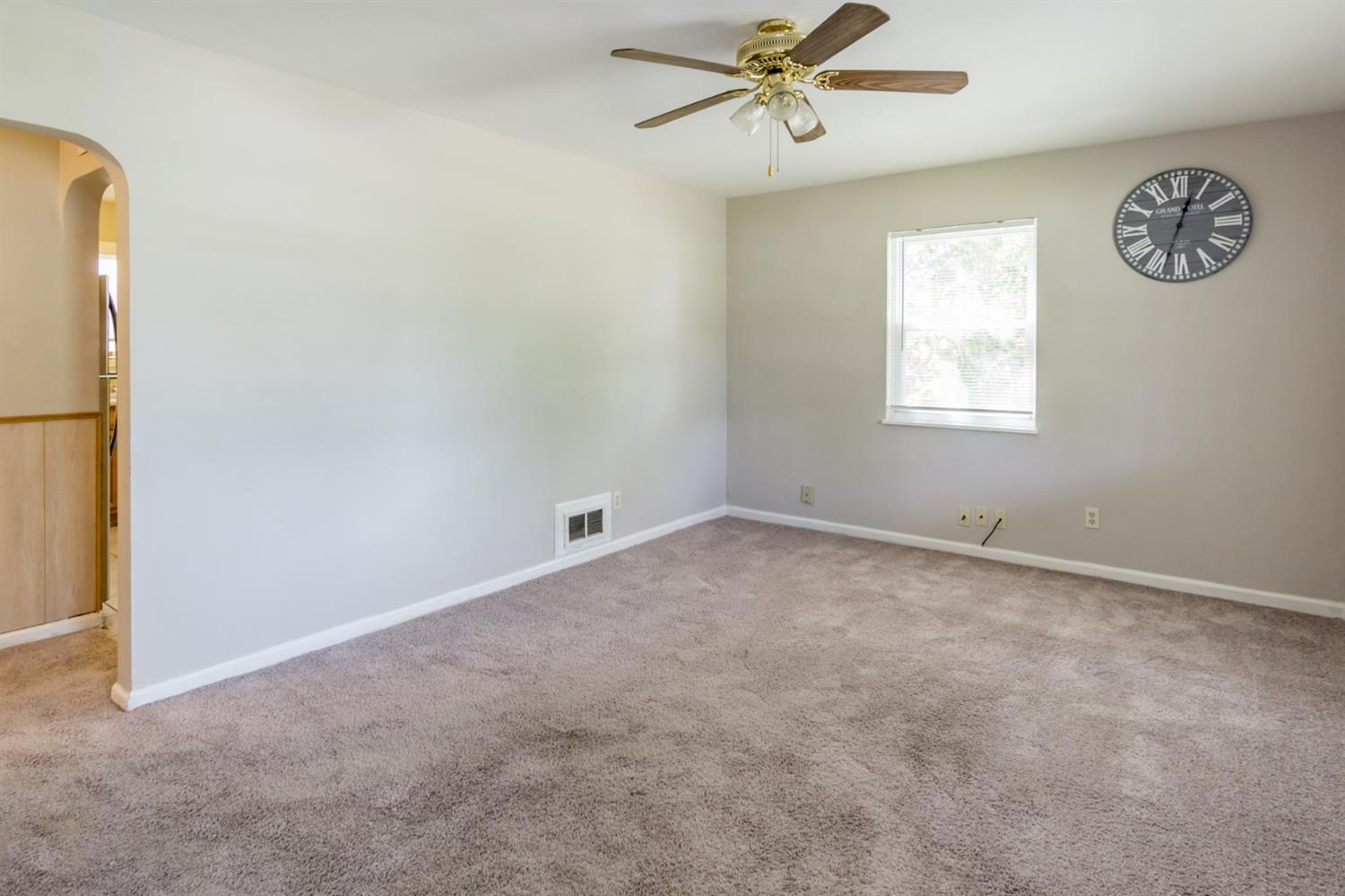 4973 Foley Road Cincinnati, OH 45238 - Photo 18 of 31 Gallery Image 18