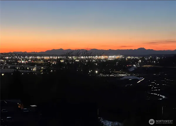 $895,000 | 2688 81st Ave Court East, Edgewood, WA 98371