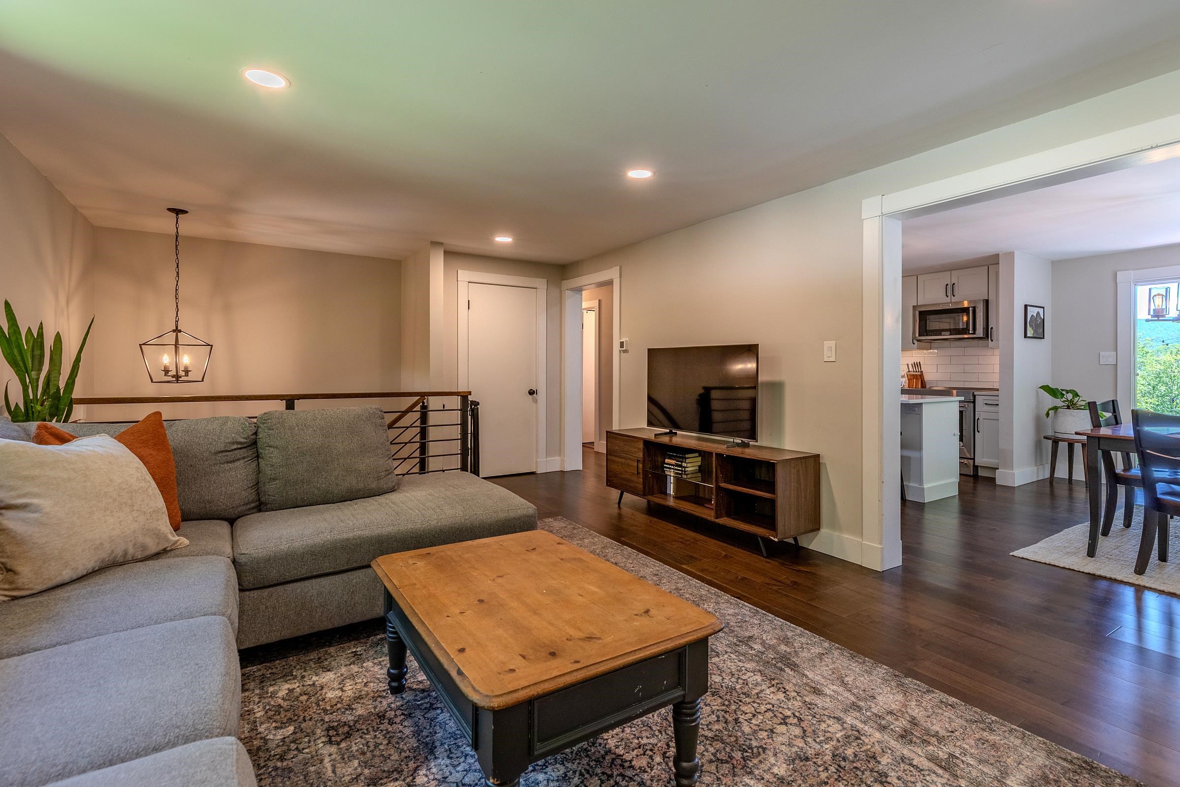 144 Oak Knoll Road Arlington, VT 05250 - Photo 4 of 23
