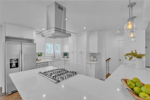 $749,500 | 4080 South Vincennes Court, Denver, CO 80237