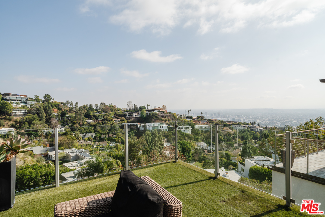 9318 Warbler Way Los Angeles, CA 90069 - Photo 33 of 46 a view of a city