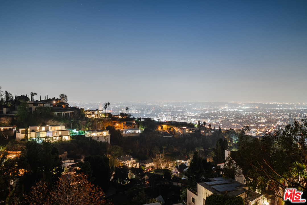 9318 Warbler Way Los Angeles, CA 90069 - Photo 46 of 46 a view of a city