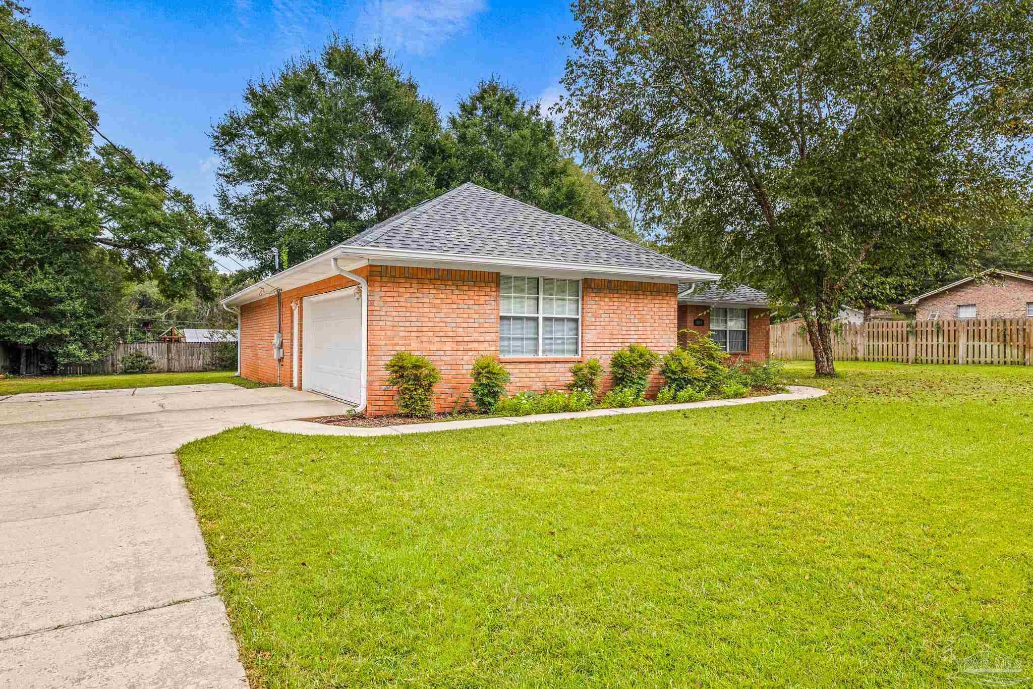 4868 Van Horn Road Milton, FL 32583 - Photo 3 of 43