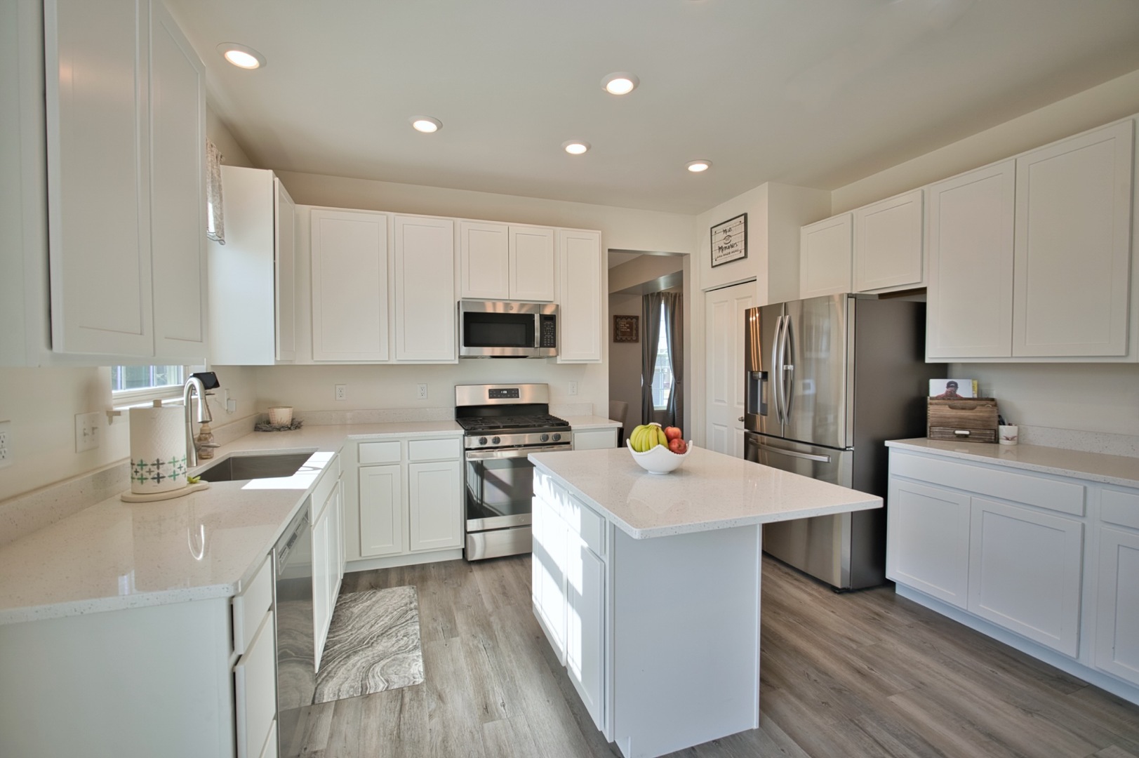 574 Coach Road Yorkville, IL 60560 - Photo 14 of 58