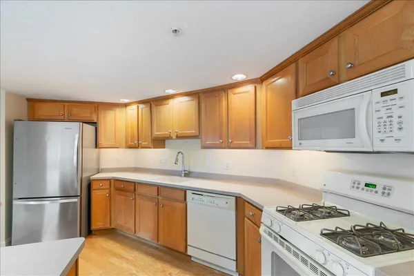 $490,000 | 1 Sterling Hill Lane, Unit 135, Exeter, NH 03833