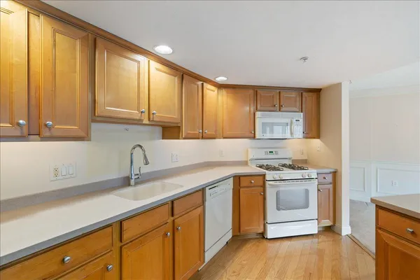 $490,000 | 1 Sterling Hill Lane, Unit 135, Exeter, NH 03833