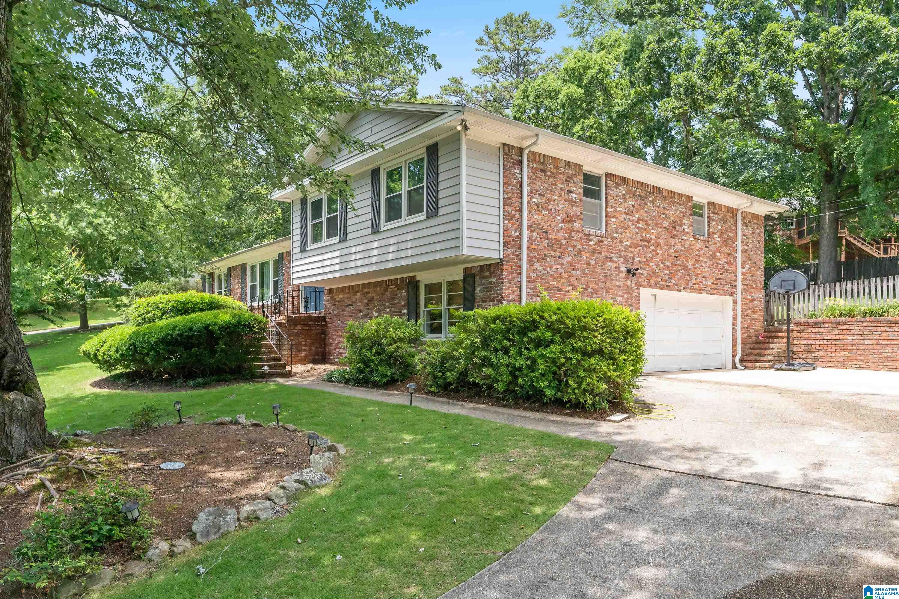 3800 Crestside Road Birmingham, AL 35223 - Photo 3 of 44