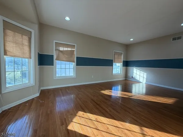 $4,500 | 105 Churchill Avenue, Somerset, NJ 08873