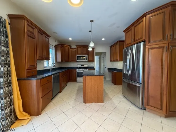 $4,500 | 105 Churchill Avenue, Somerset, NJ 08873