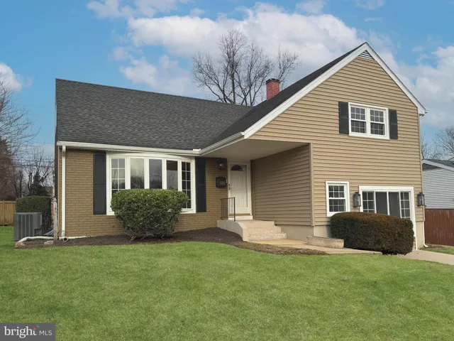 $449,900 | 132 Warwick Drive, Lutherville-Timonium, MD 21093