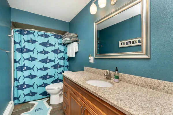 $374,900 | 107 South Belmont Drive, Mankato, MN 56001