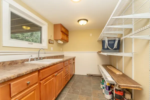 $374,900 | 107 South Belmont Drive, Mankato, MN 56001