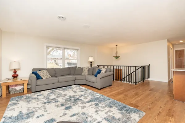 $374,900 | 107 South Belmont Drive, Mankato, MN 56001