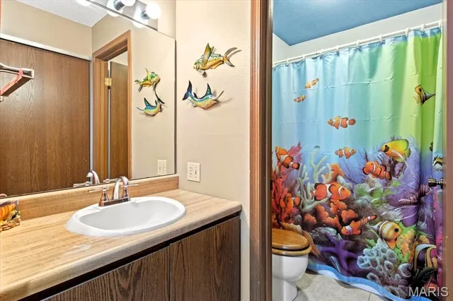 $234,900 | 40 Robinwood Drive, Unit 2C, Lake Ozark, MO 65049