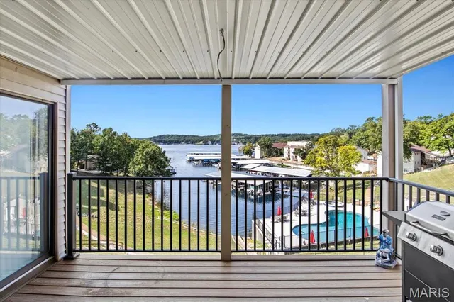 $234,900 | 40 Robinwood Drive, Unit 2C, Lake Ozark, MO 65049