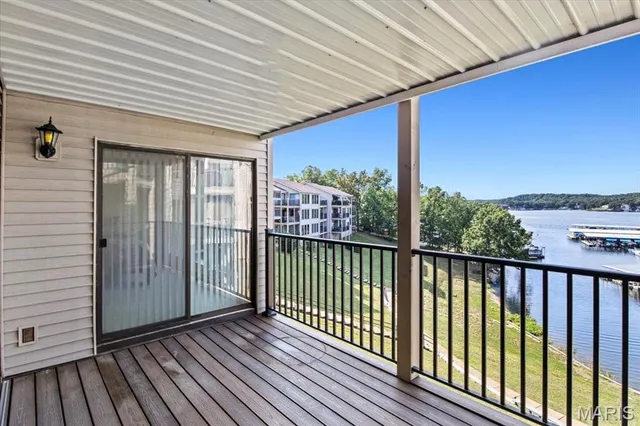 $234,900 | 40 Robinwood Drive, Unit 2C, Lake Ozark, MO 65049