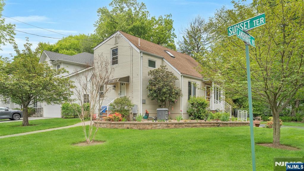 24 Cambridge Road Tenafly, NJ 07670 - Photo 30 of 31