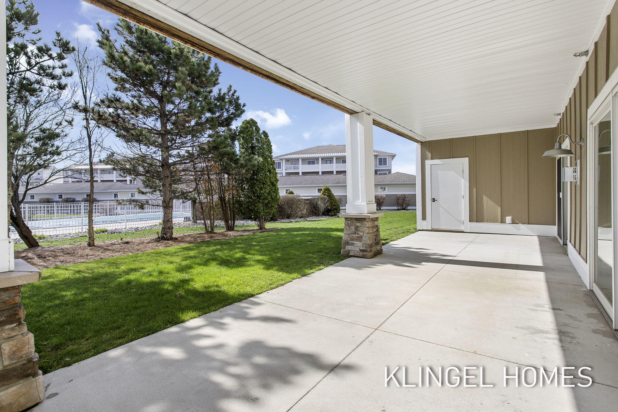 930 West Savidge Street, Unit 7 Spring Lake, MI 49456 - Photo 24 of 25 62-web-or-mls-930-w-savidge-st-7