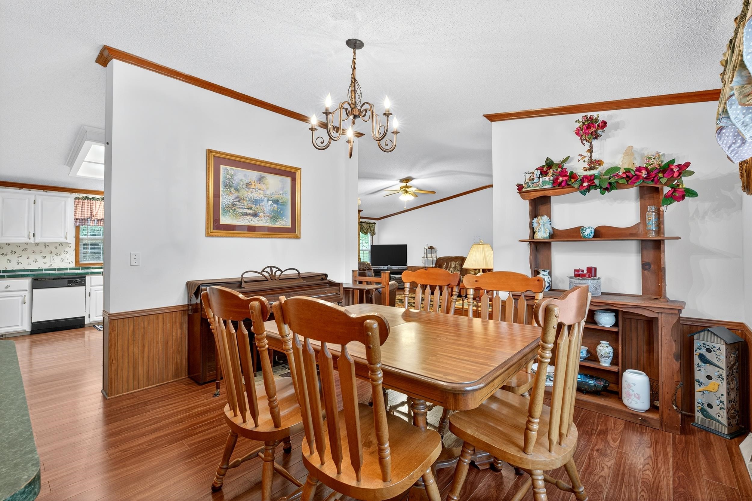 118 Settle Avenue Campobello, SC 29322 - Photo 11 of 36