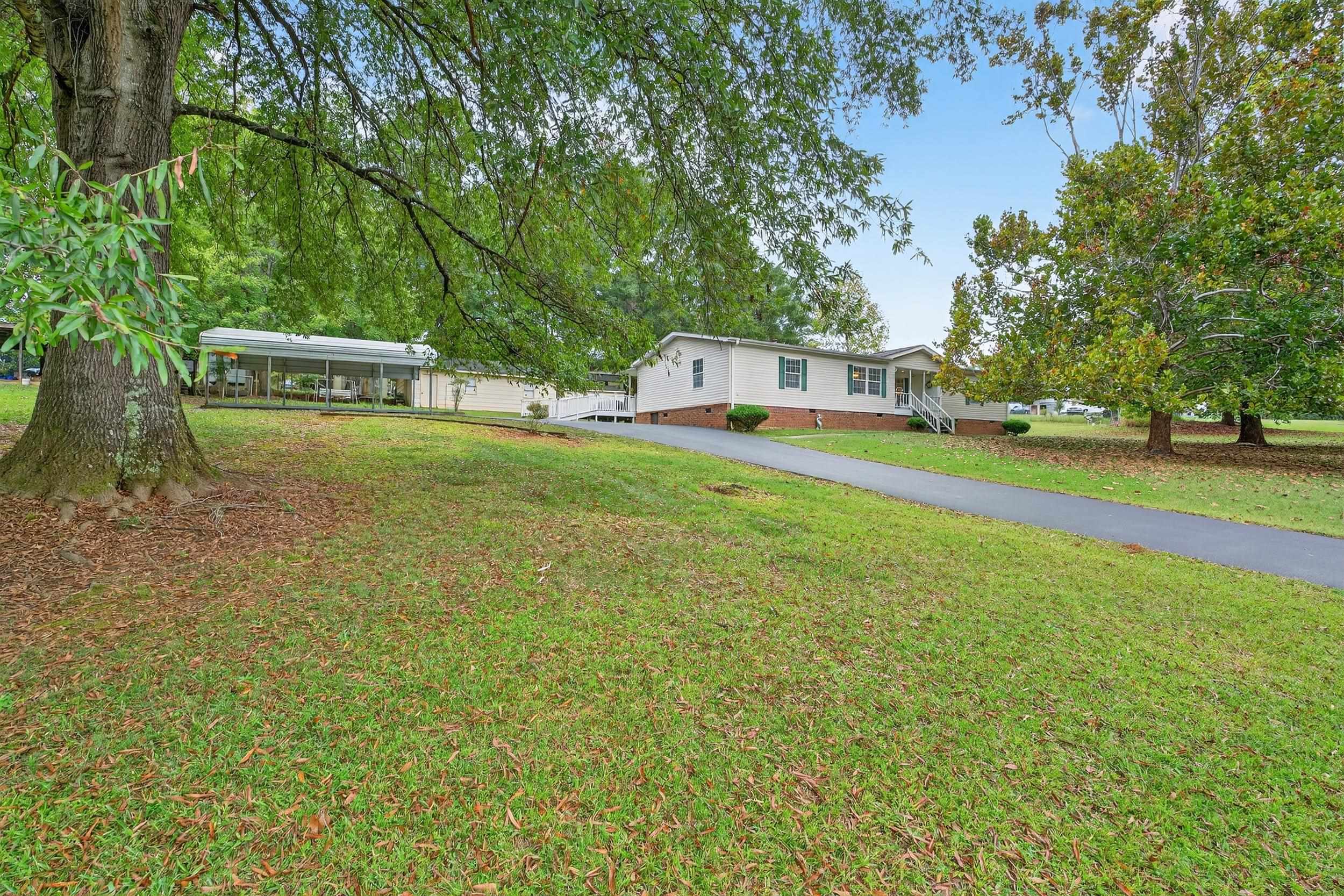 118 Settle Avenue Campobello, SC 29322 - Photo 26 of 36