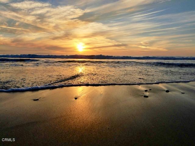 4906 Island View Street Oxnard, CA 93035 - Photo 34 of 34 Sunset at the beach