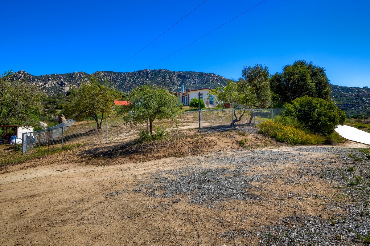 16111 Lyons Valley Road Jamul, CA 91935 - Photo 23 of 25
