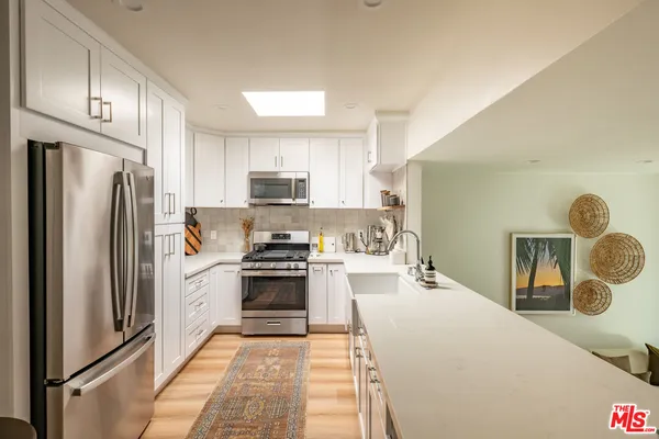 $5,800 | 1144 17th Street, Unit 6, Santa Monica, CA 90403