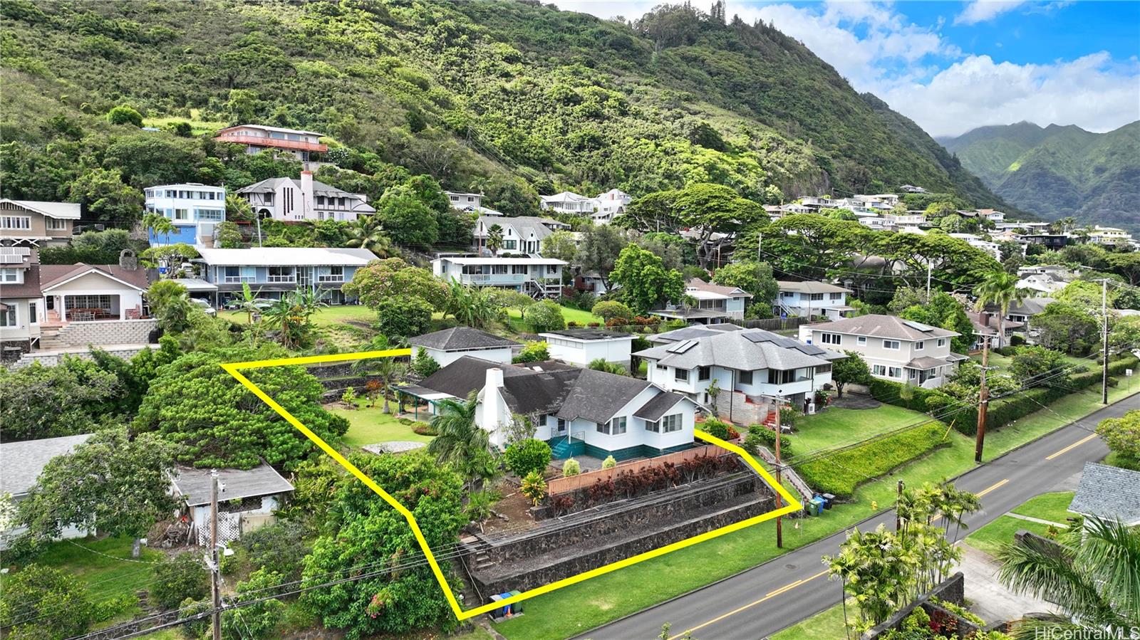 2626 Manoa Road Honolulu, HI 96822 - Photo 1 of 1 an aerial view of residential houses with outdoor space and trees