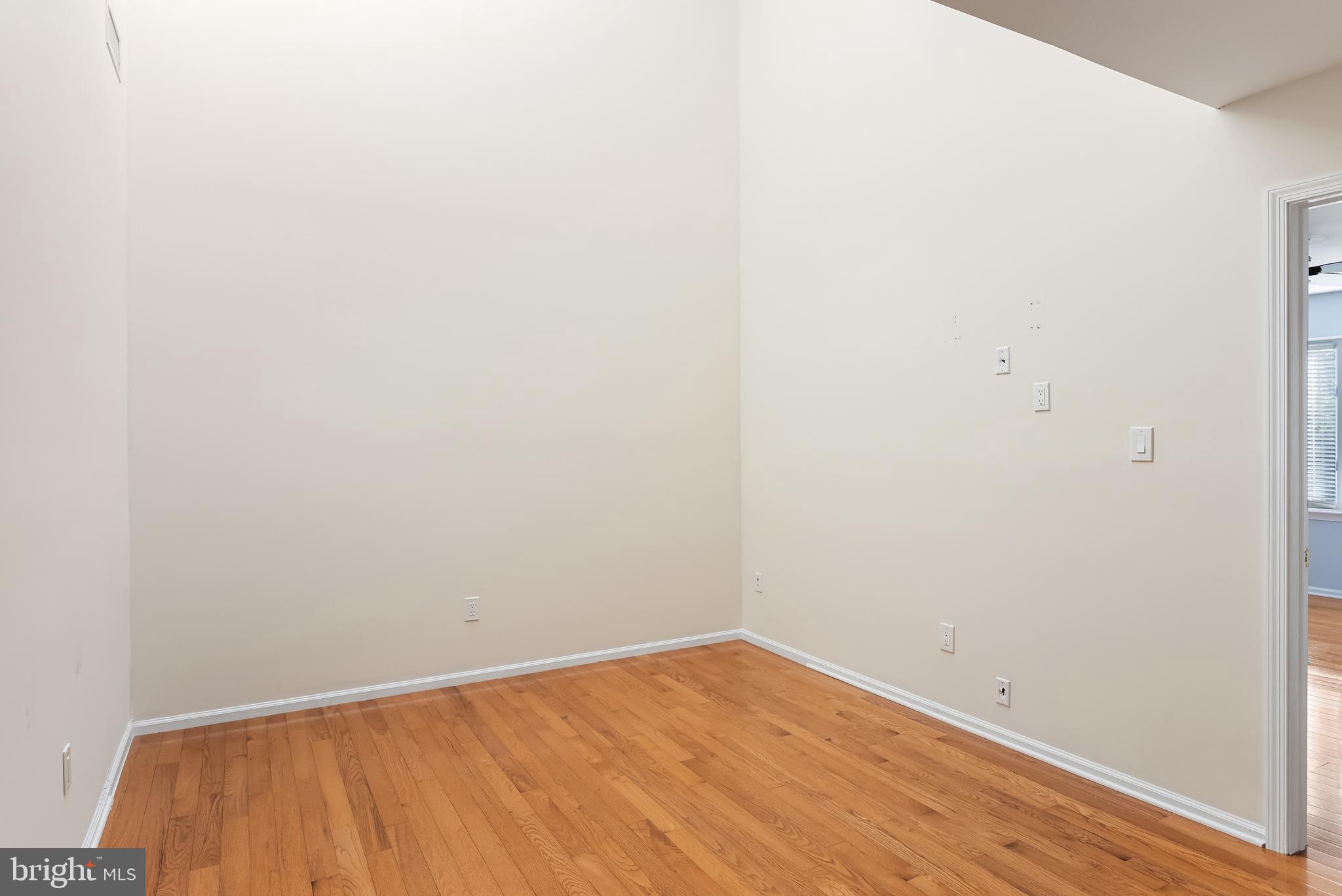 962 Chanticleer Cherry Hill, NJ 08003 - Photo 21 of 38 a view of an empty room