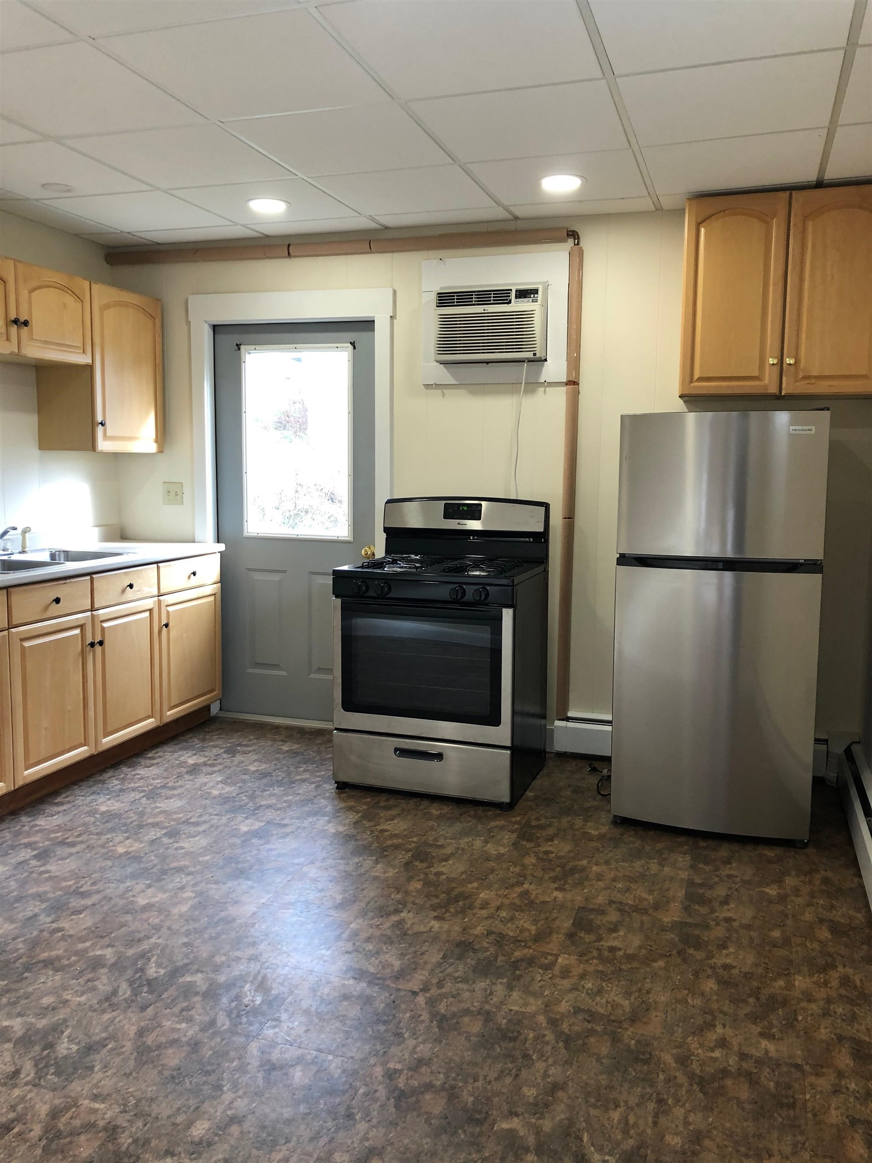 411 Highway 4 Enfield, NH 03748 - Photo 11 of 46
