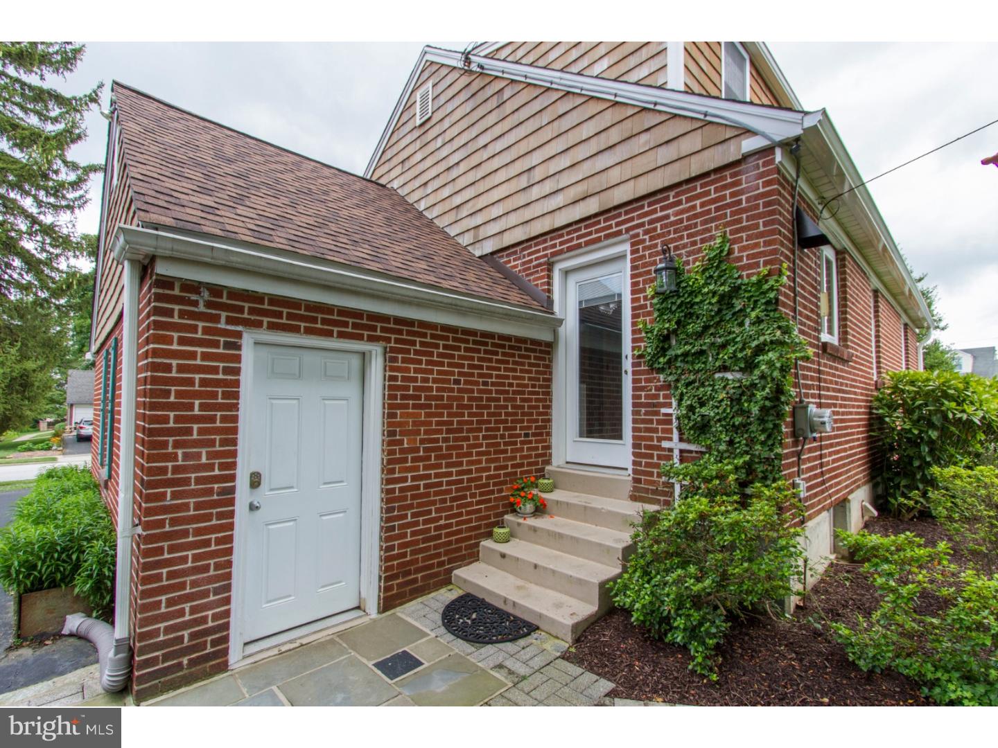 2610 Oriole Road Broomall, PA 19008 - Photo 18 of 25 Exterior