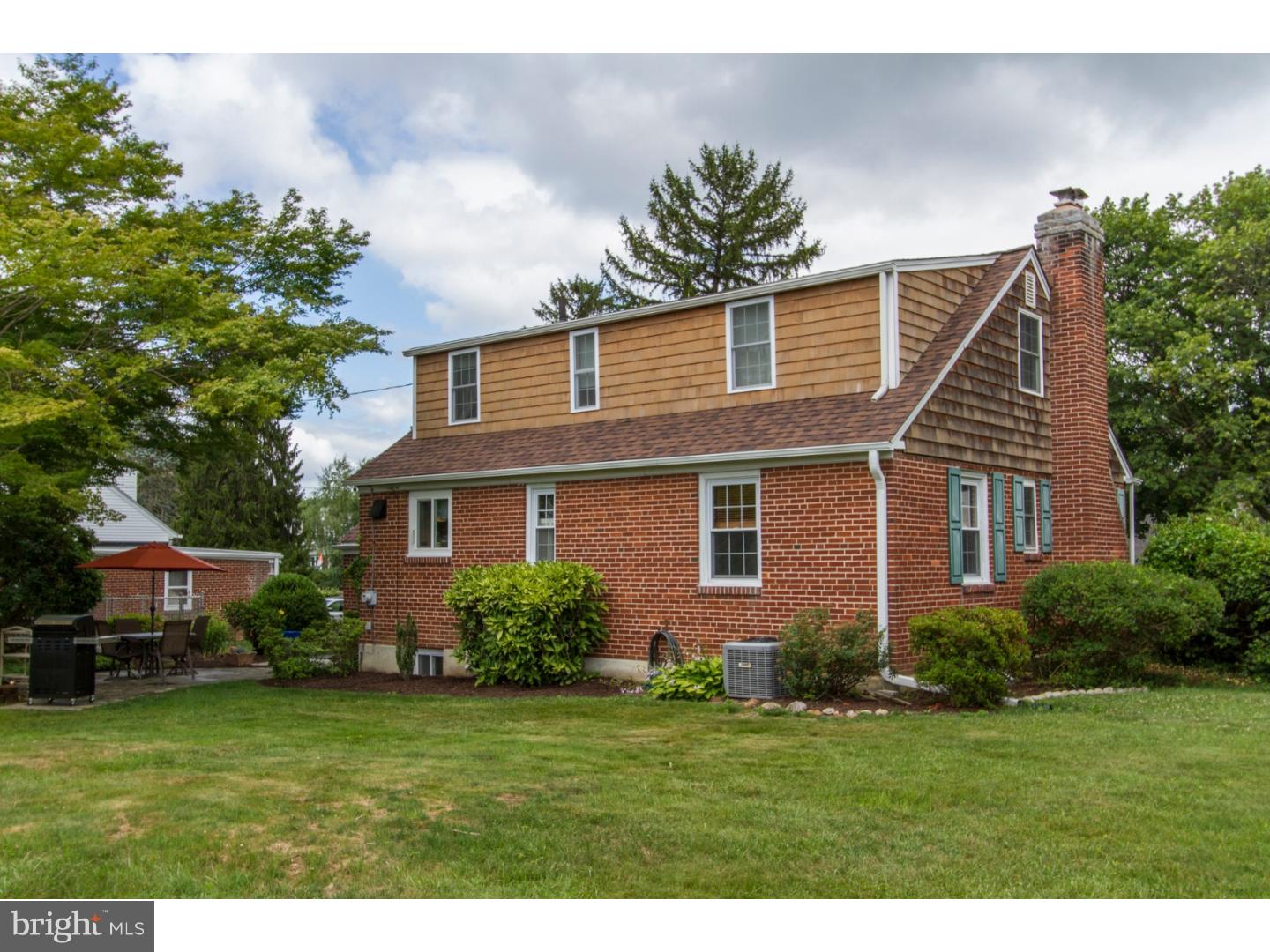 2610 Oriole Road Broomall, PA 19008 - Photo 21 of 25 Exterior Back