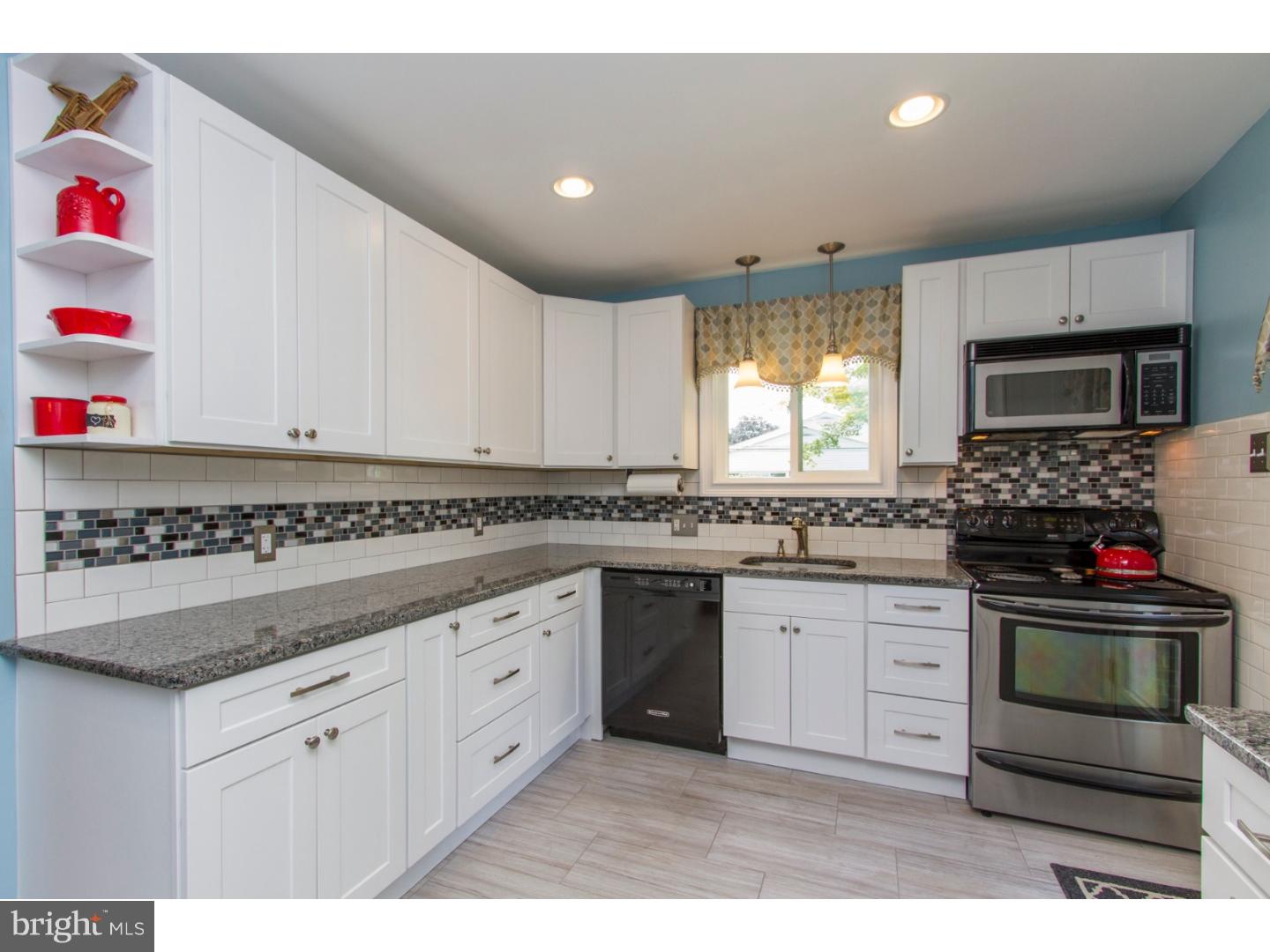 2610 Oriole Road Broomall, PA 19008 - Photo 4 of 25 Kitchen