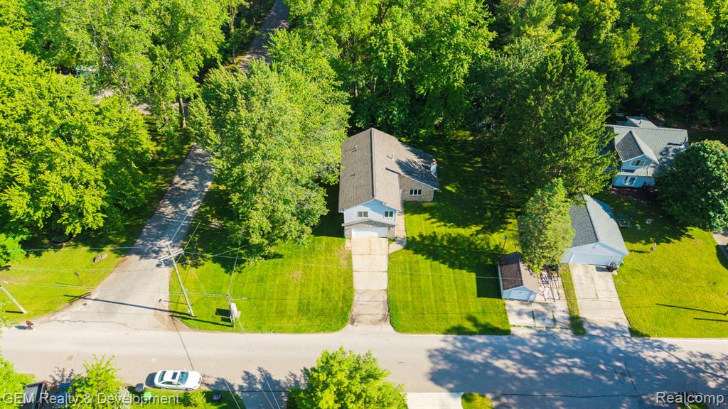 1111 Sarah Road Pinckney, MI 48169 - Photo 37 of 47