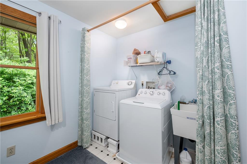 223 Cashdollar Road Mars, PA 16046 - Photo 27 of 42 a utility room with dryer and washer